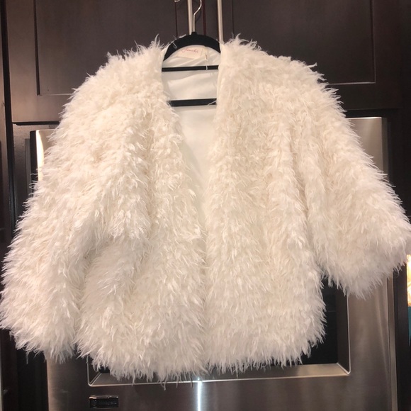 Frenchi Jackets & Blazers - Women’s cream colored fuzzy jacket